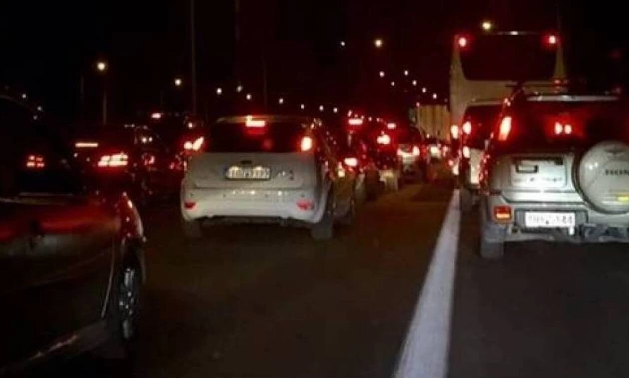 Προβλήματα στην κυκλοφορία: Κλειστή η περιφερειακή Αιγάλεω και στα δύο ρεύματα